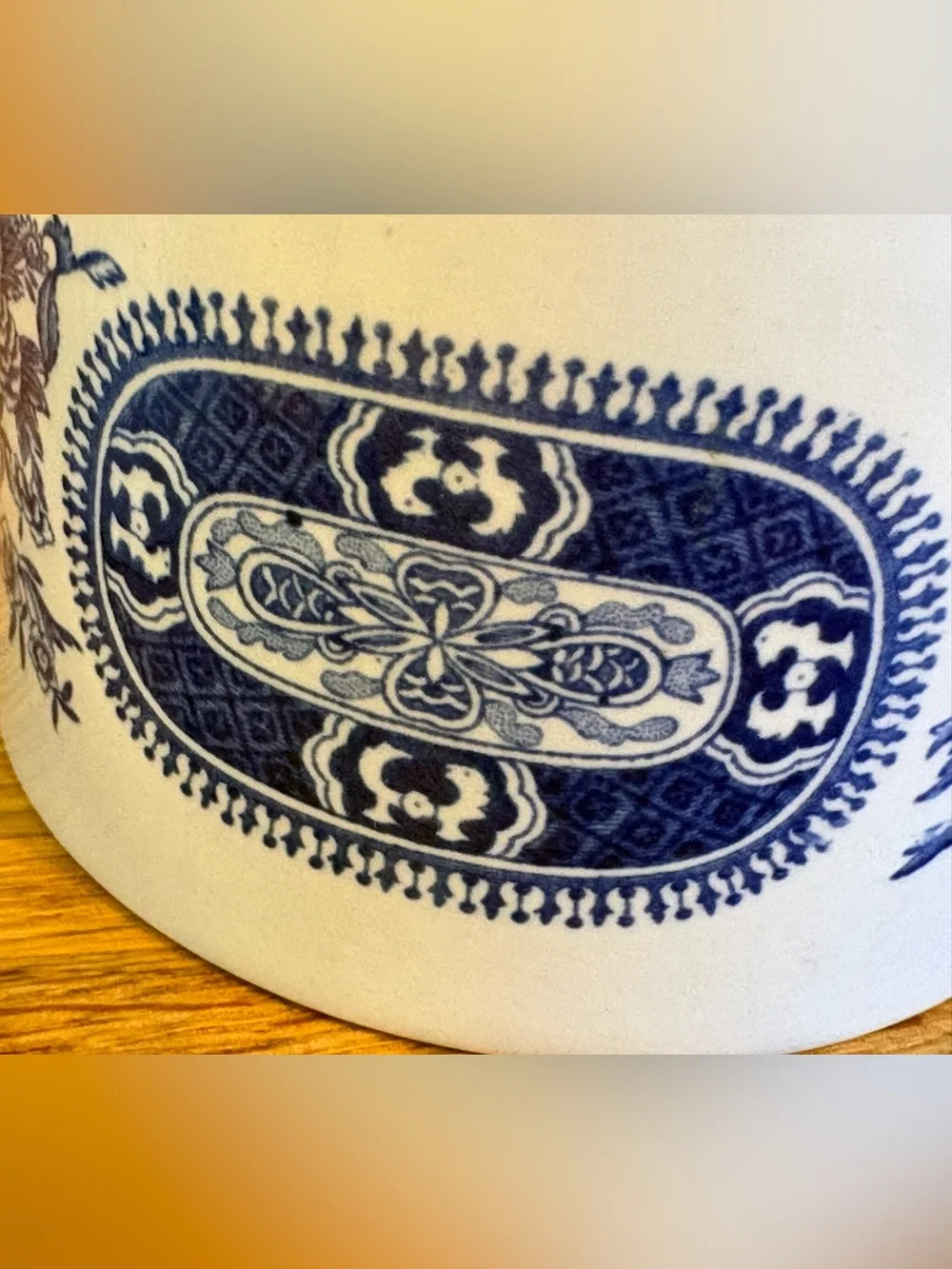 Spode ‘Fitzhugh Blue’ creamer and sugar with lid
